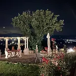 Poggelleri La Cartolina Su E Le Colline Toscane פופי